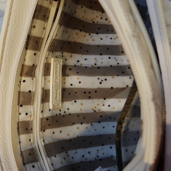 LUG Vegan Leather Flyer VL White Quilted Convertible 2 Straps Crossbody EUC - Picture 8 of 9